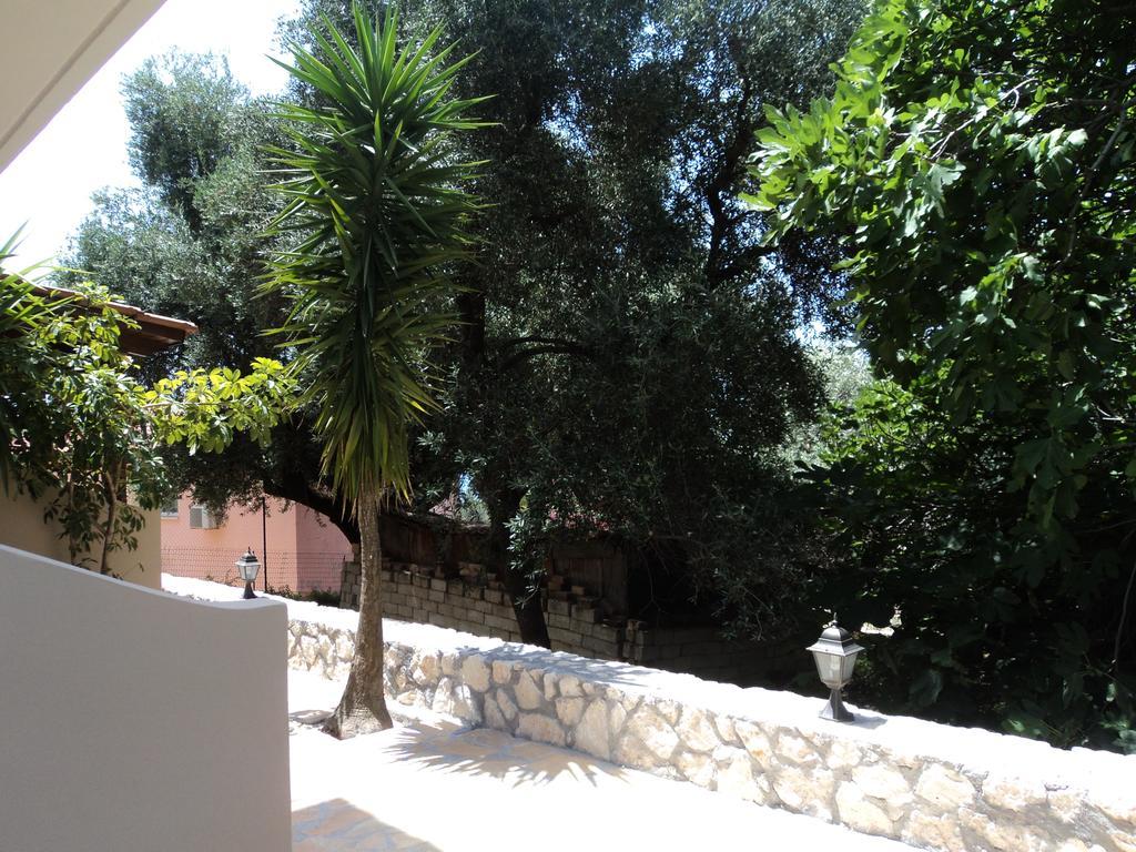 Mousata Erminia Studios מראה חיצוני תמונה