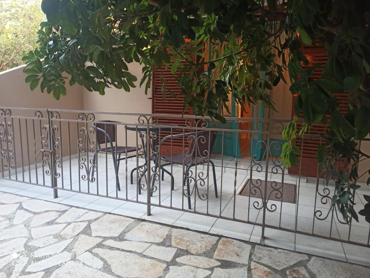 Mousata Erminia Studios מראה חיצוני תמונה